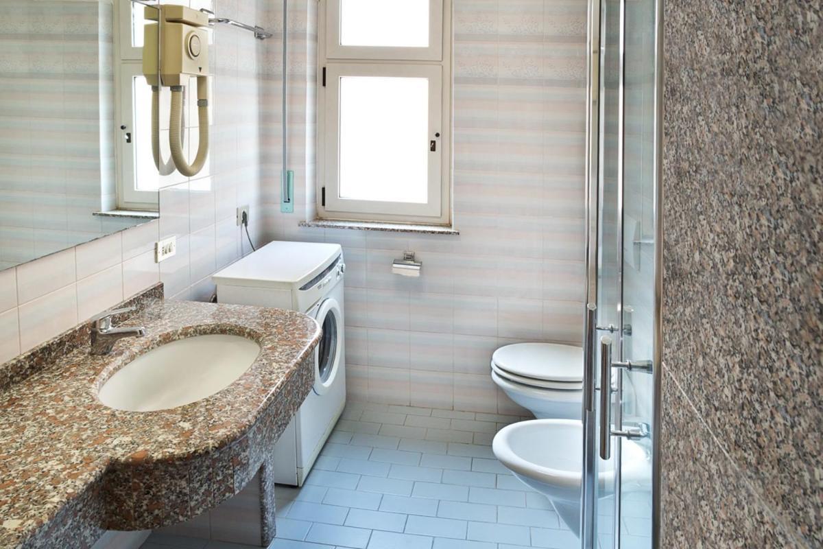 سان بنيديتّو ديل ترونتو Residence 7 Bello الغرفة الصورة