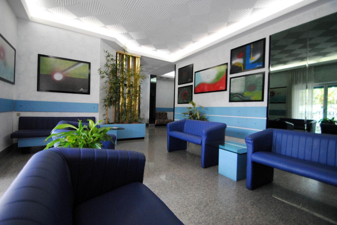 سان بنيديتّو ديل ترونتو Residence 7 Bello المظهر الخارجي الصورة